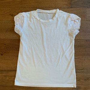 SHEIN Eyelet Sleeves Tee